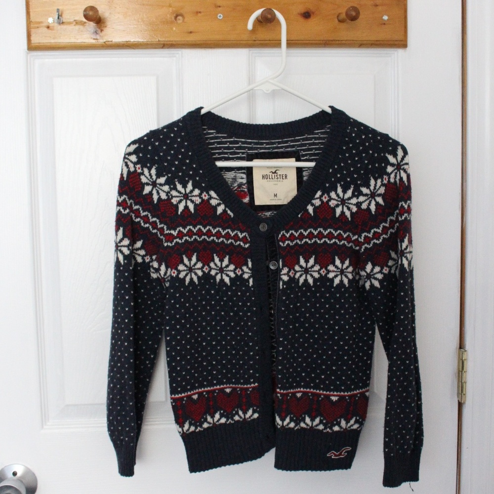 HOLLISTER WINTER CARDIGAN SIZE M
